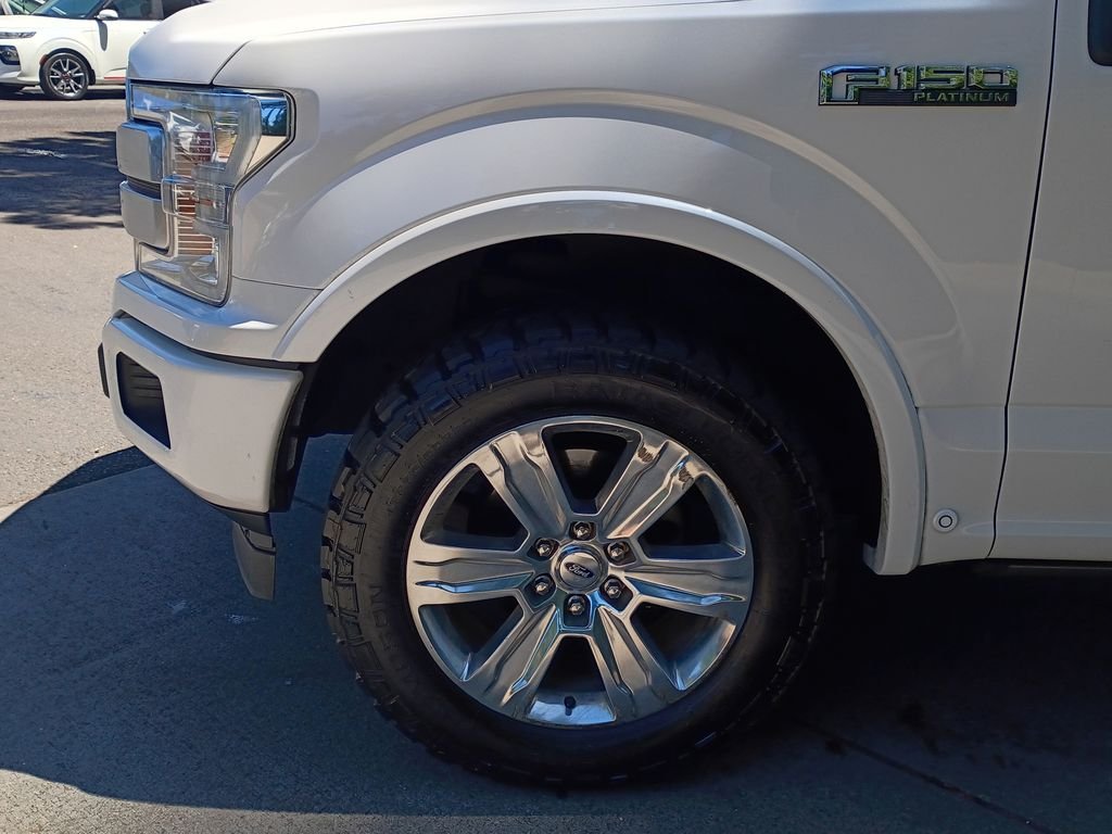 Used 2018 White Platinum Clearcoat Metallic Ford Platinum image 9