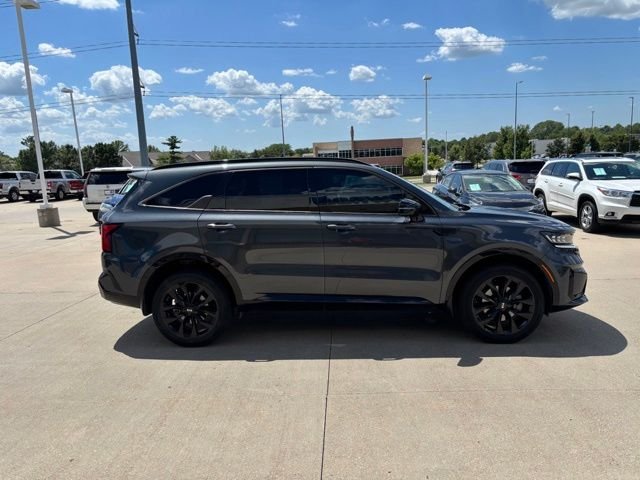 Used 2021 Gravity Gray Kia SX image 4