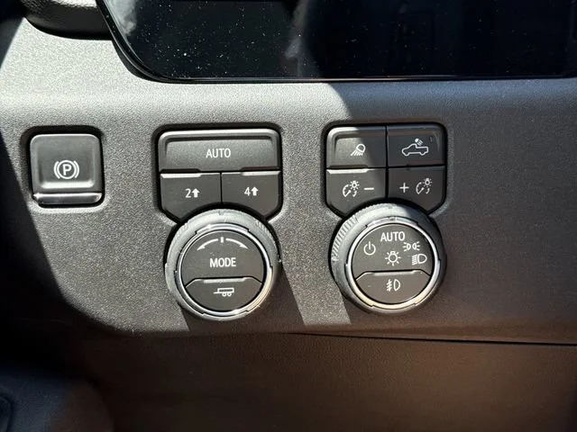 2026 Chevrolet Silverado 1500 LTZ - Photo 20