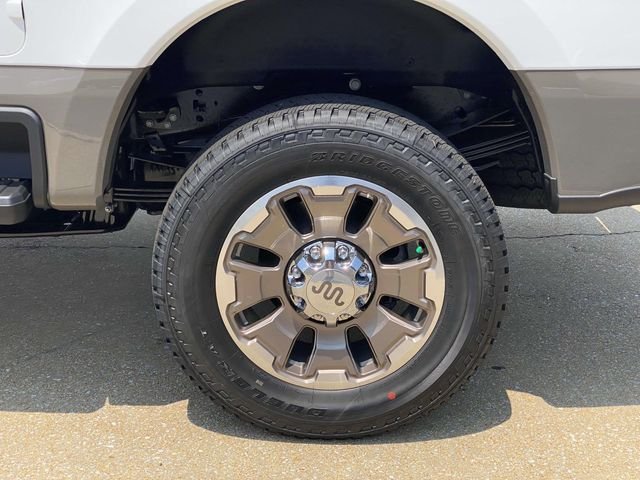 New 2026 Star White Metallic Tri-Coat Ford King Ranch image 31