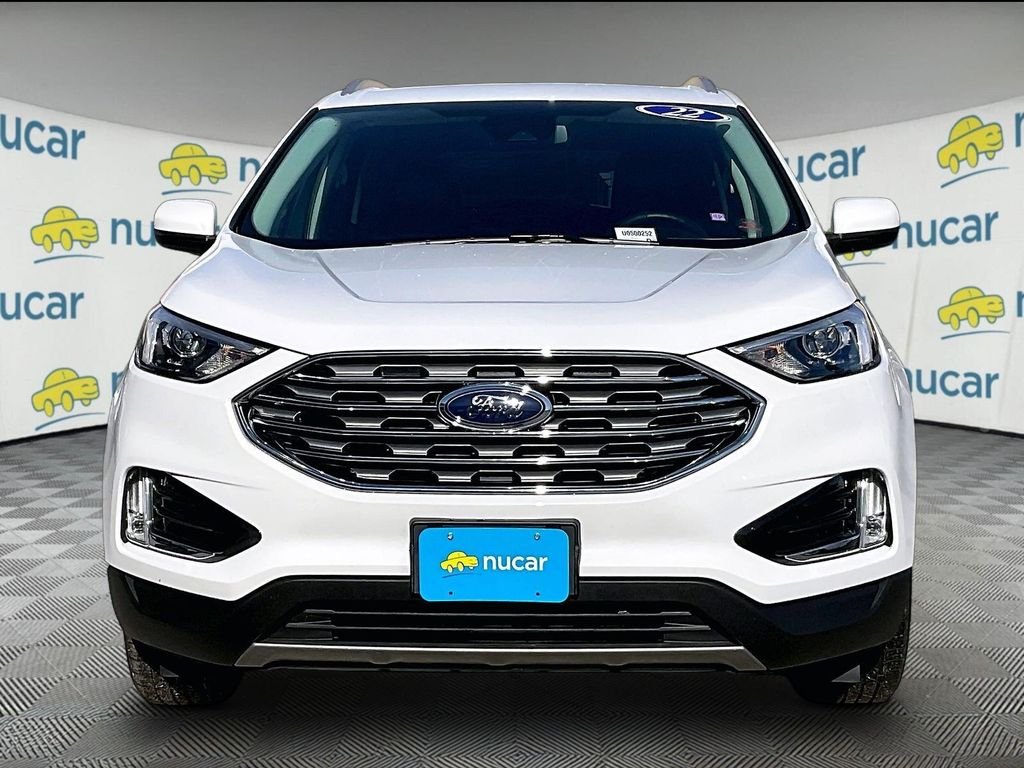Used 2022 Oxford White Ford SEL image 2