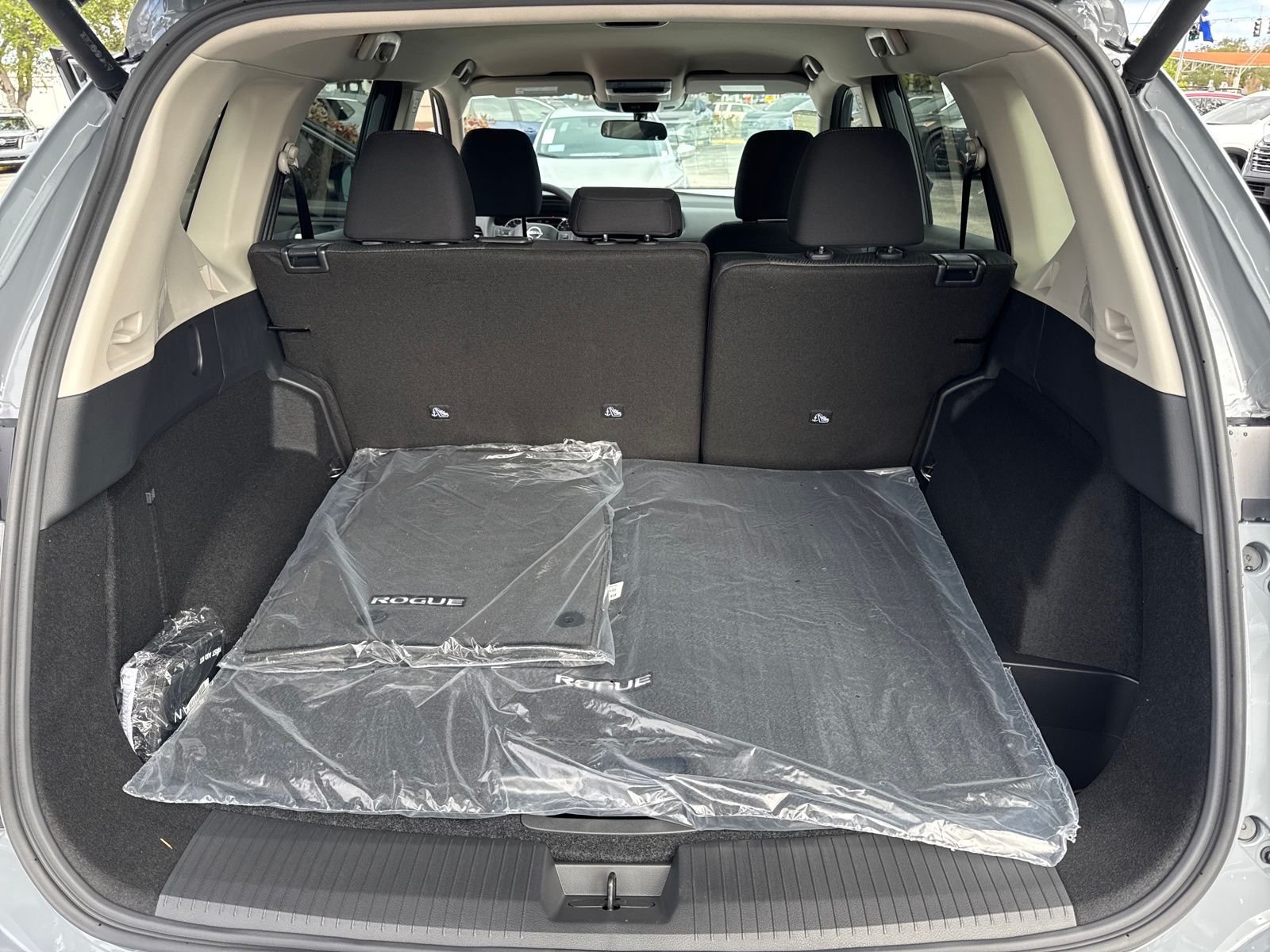 New 2026 Nissan Rogue SV 4D Sport Utility