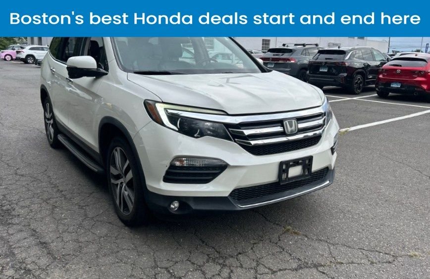 2018 Honda Pilot Touring AWD photo