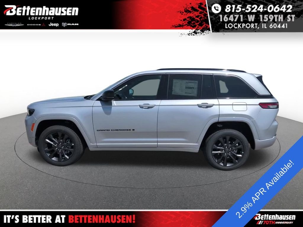 New 2026 Silver Zynith Exterior Paint Jeep Limited image 11