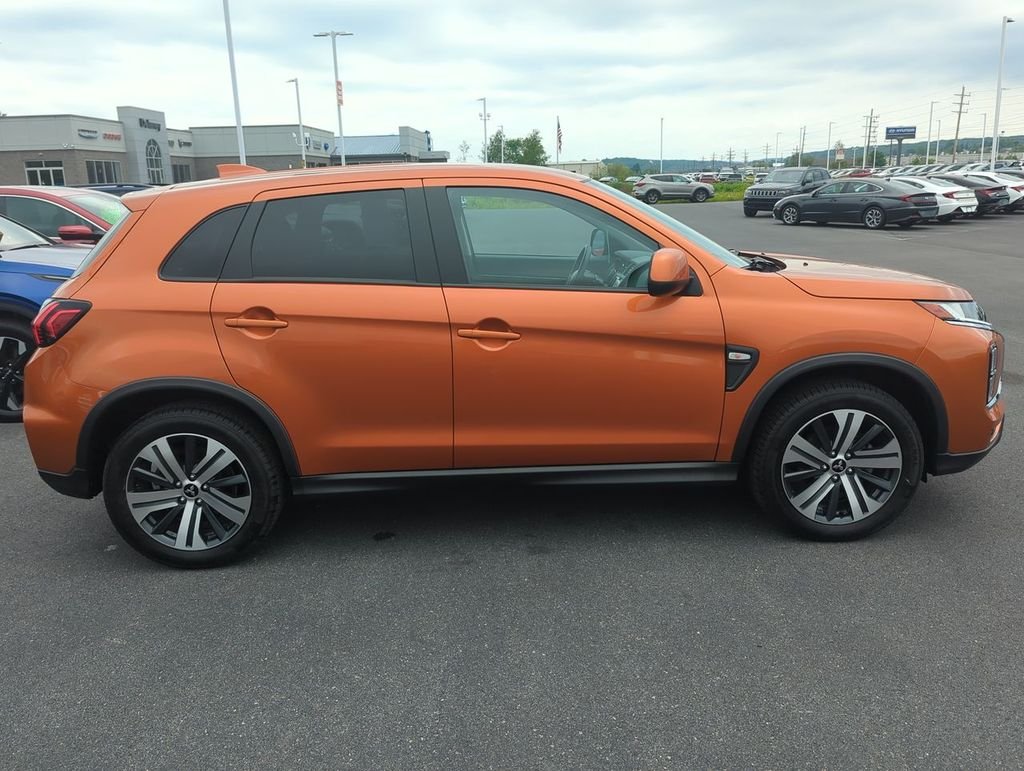 Used 2024 Orange Mitsubishi 2.0 ES image 9