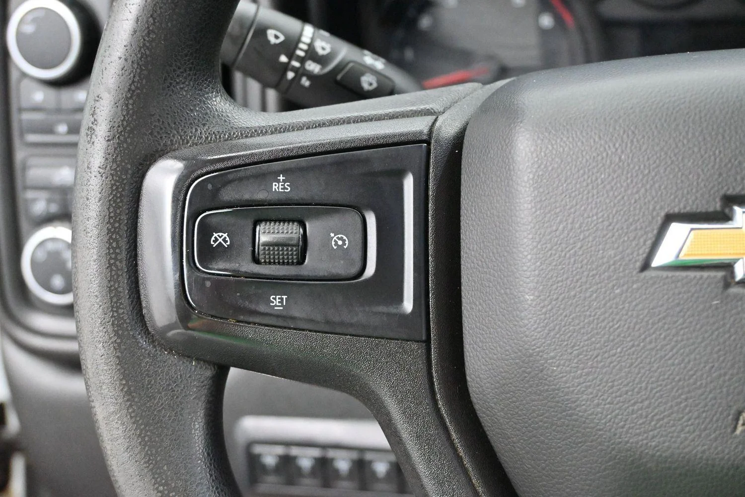 Used 2021 SUMMIT WHITE Chevrolet Work Truck image 16