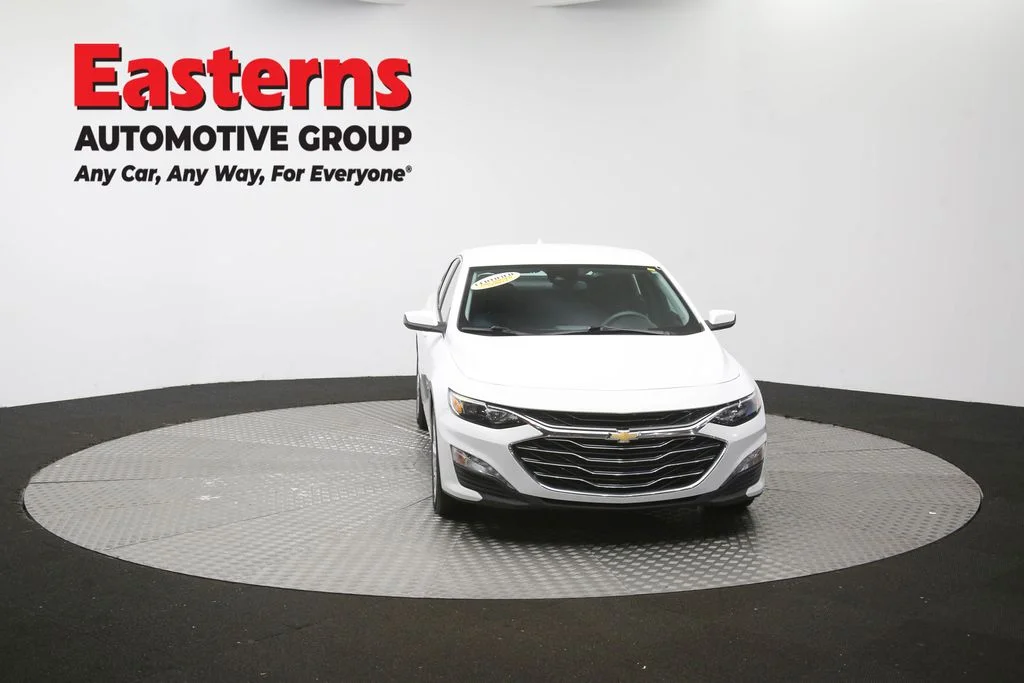Used 2025 White Chevrolet LT image 54