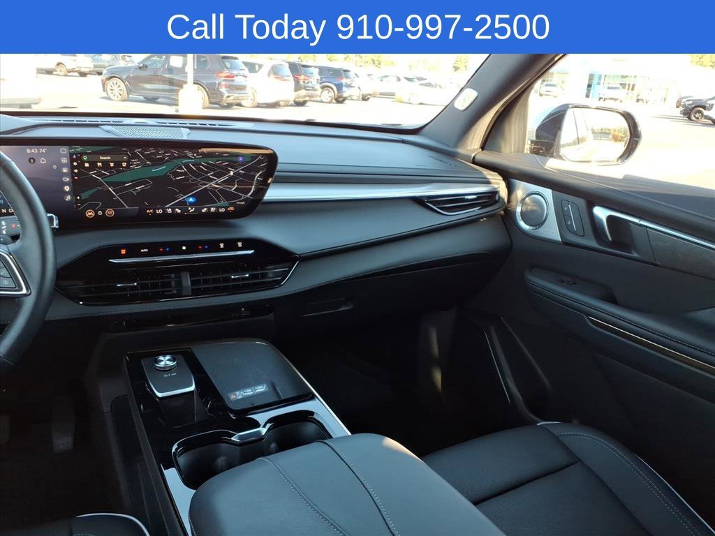 Used 2025 Moonstone Gray Metallic Buick Avenir image 26