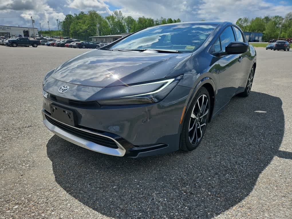 2023 Toyota Prius Prime XSE Premium's photo