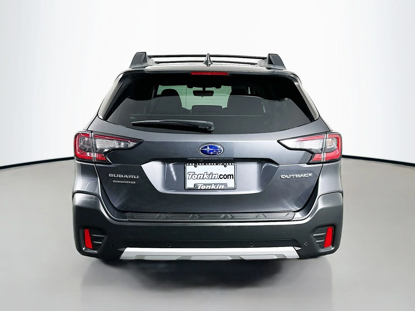 Used 2022 Magnetite Gray Metallic Subaru Limited image 7