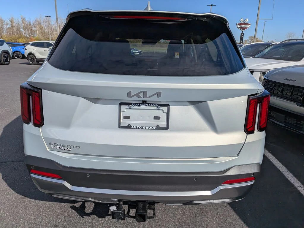 2026 Kia Sorento EX - Photo 6