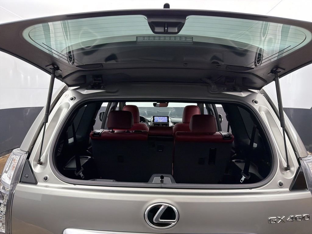 Certified Used 2022 ATOMIC SILVER Lexus 460 Luxury image 44