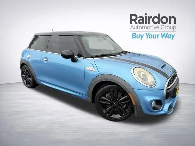 2015 MINI Cooper S's photo