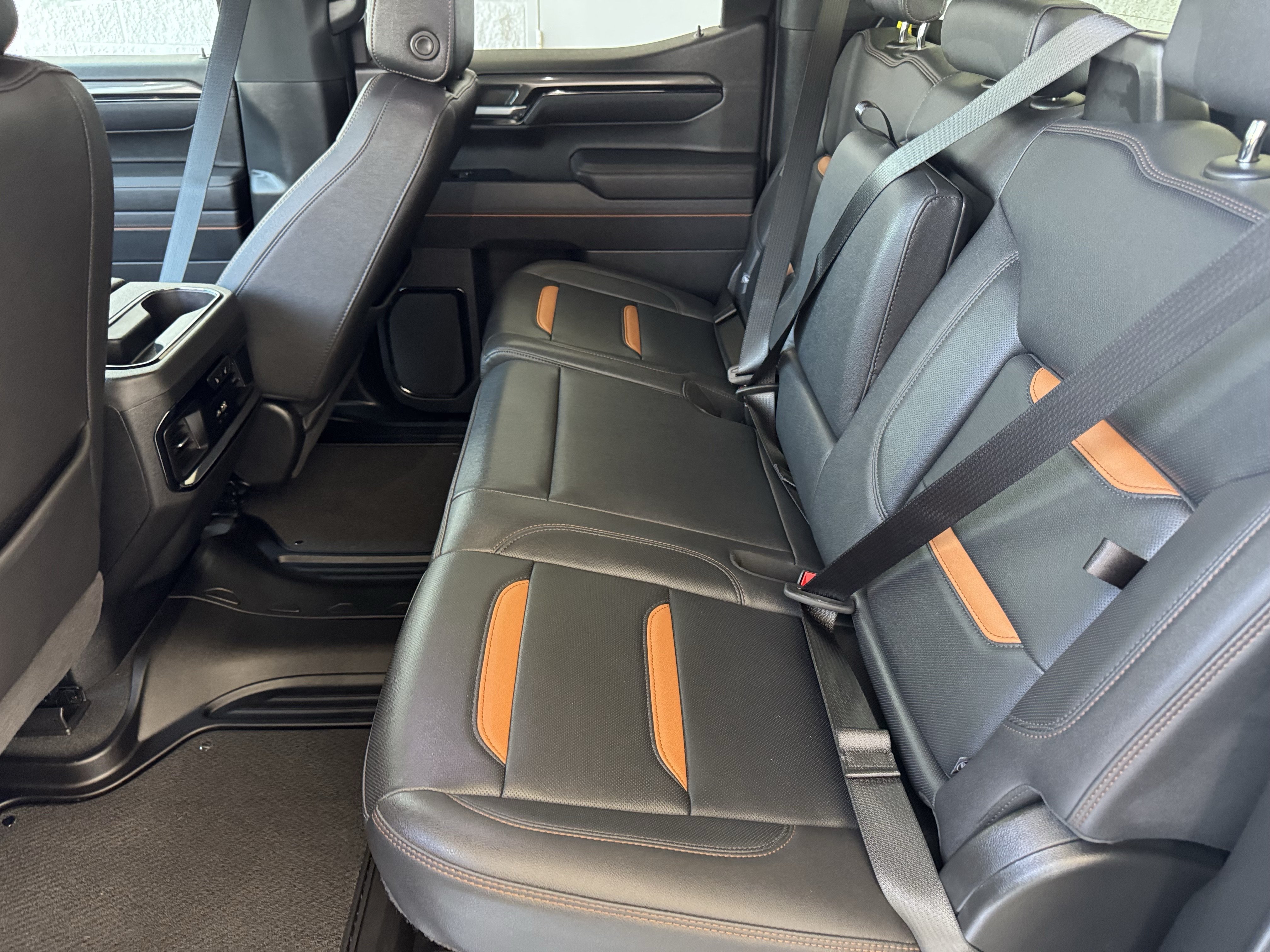2025 GMC Sierra 1500 AT4 - Photo 15