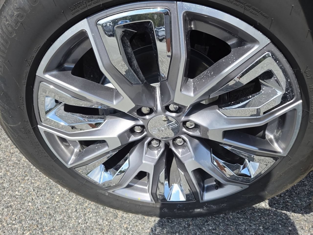 New 2026 Glacier White Tricoat GMC Denali image 16