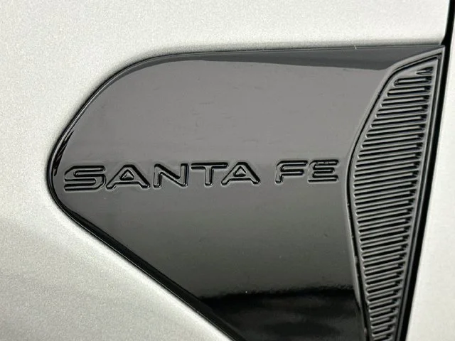 New 2027 Silver Hyundai SE image 22