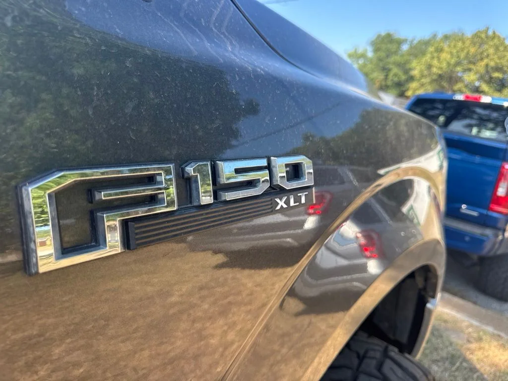 Used 2020 Magnetic Ford XLT image 3