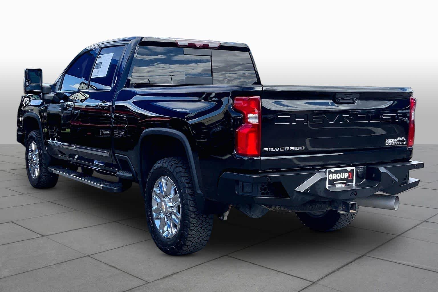 Used 2024 Black Chevrolet High Country image 12