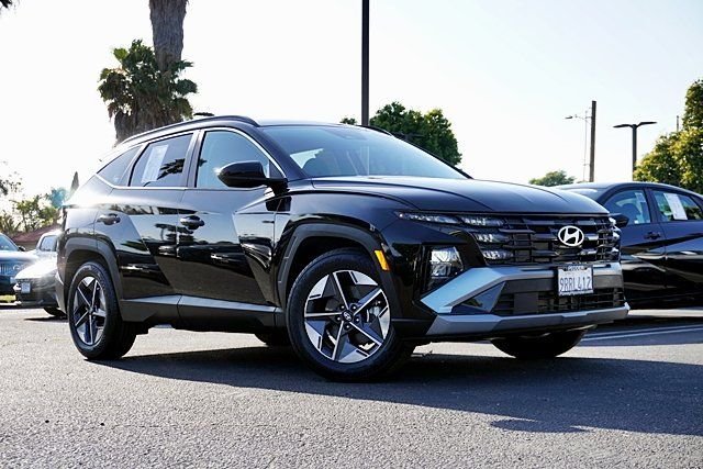 2026 Hyundai Tucson SEL FWD's photo