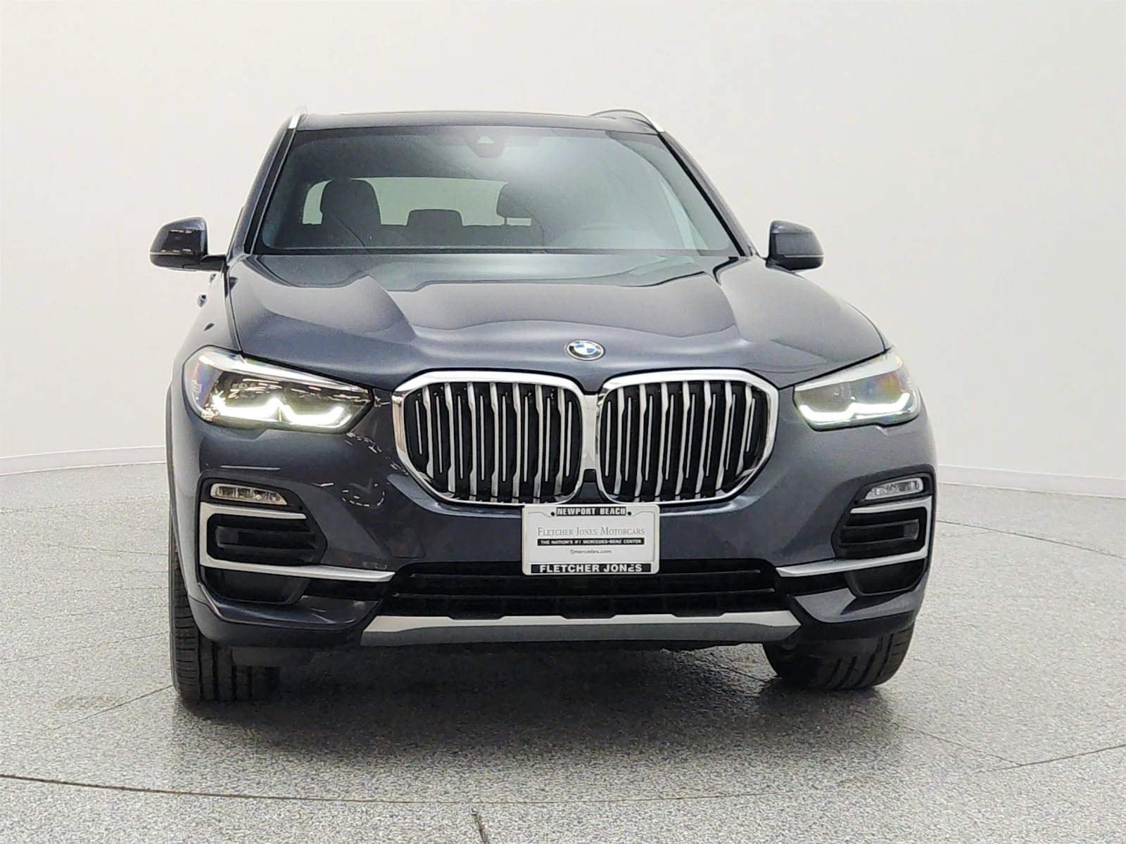 Used 2020 Arctic Gray Metallic BMW sDrive40i Sports Activity Vehicle image 2