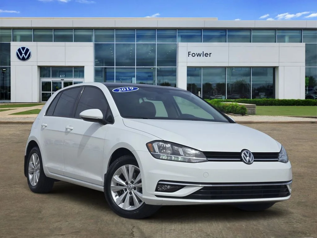 2019 Volkswagen Golf SE