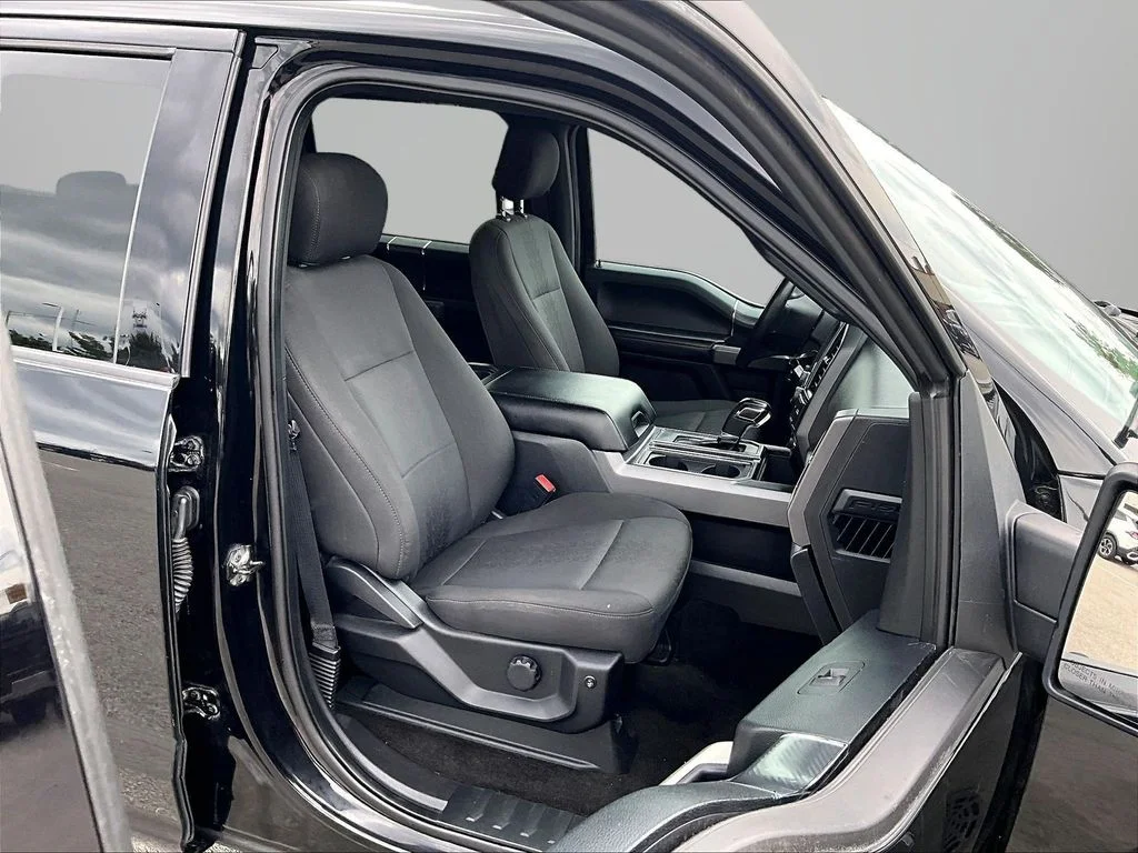 Used 2018 Black Ford XLT image 8