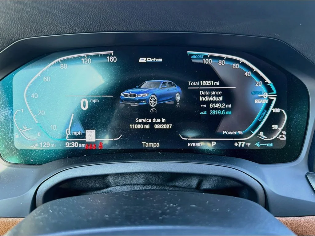 Used 2021 Blue BMW 330e iPerformance image 41