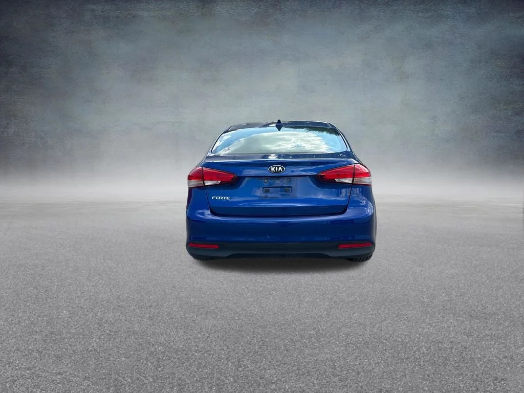Used 2018 Blue Kia LX image 4