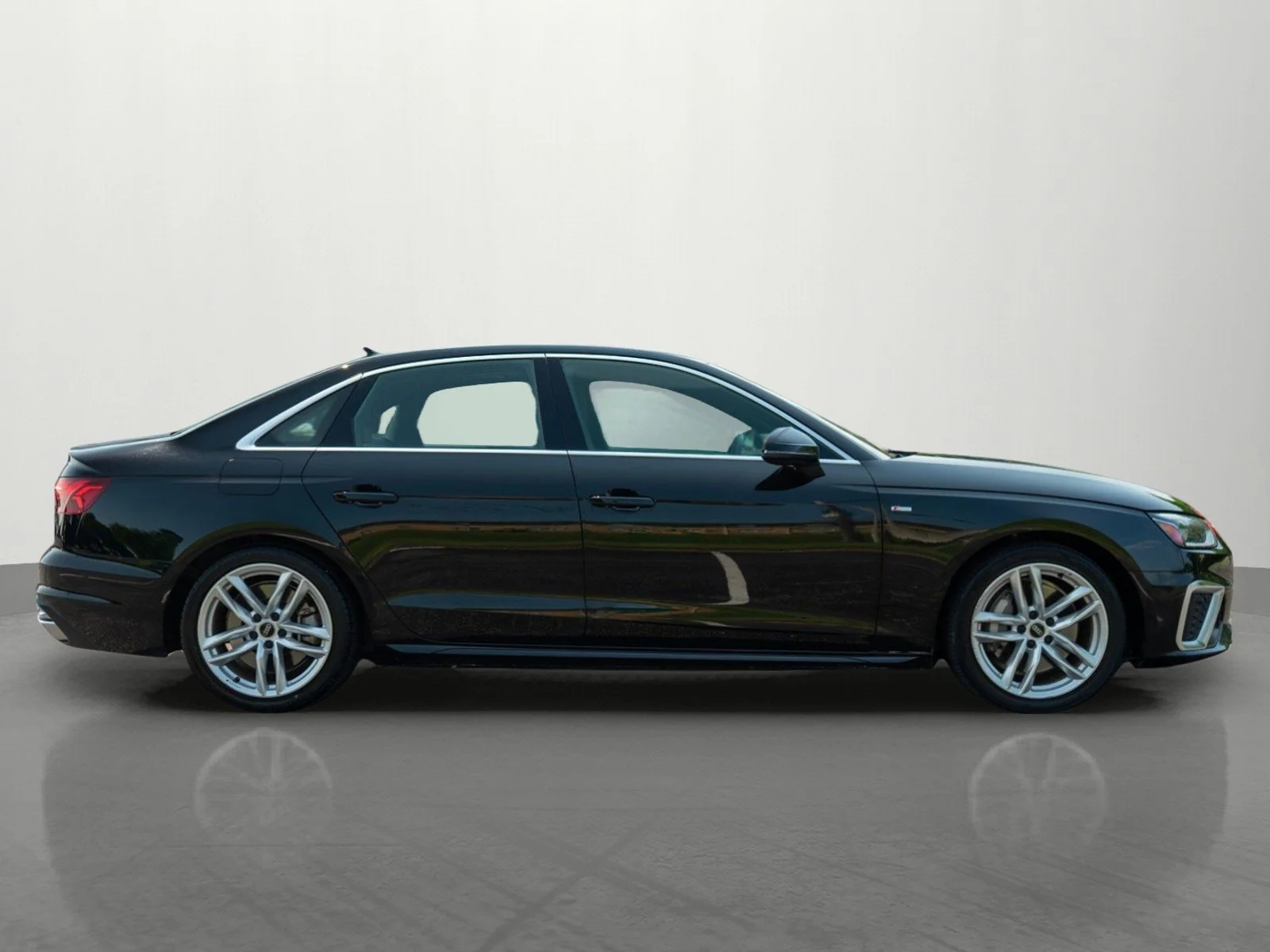 Used 2024 Black Audi 45 S line Premium Plus image 8