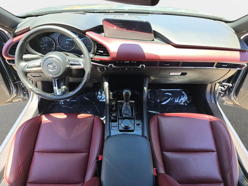 Used 2022 Gray Mazda Premium Plus image 10