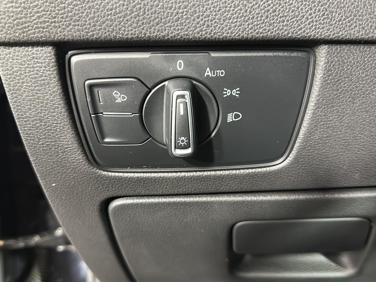 Used 2019 Deep Black Pearl Volkswagen SEL Premium R-Line image 20