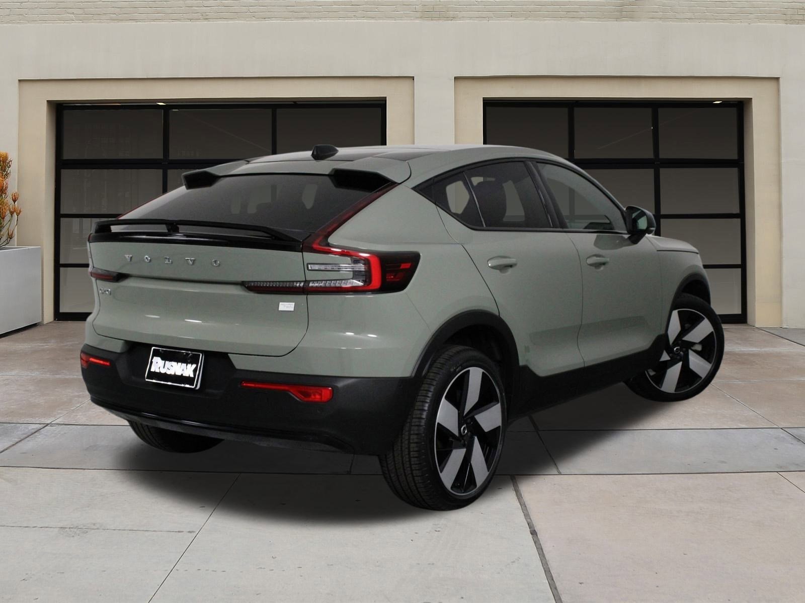 2023 Volvo C40 Recharge Ultimate photo 4