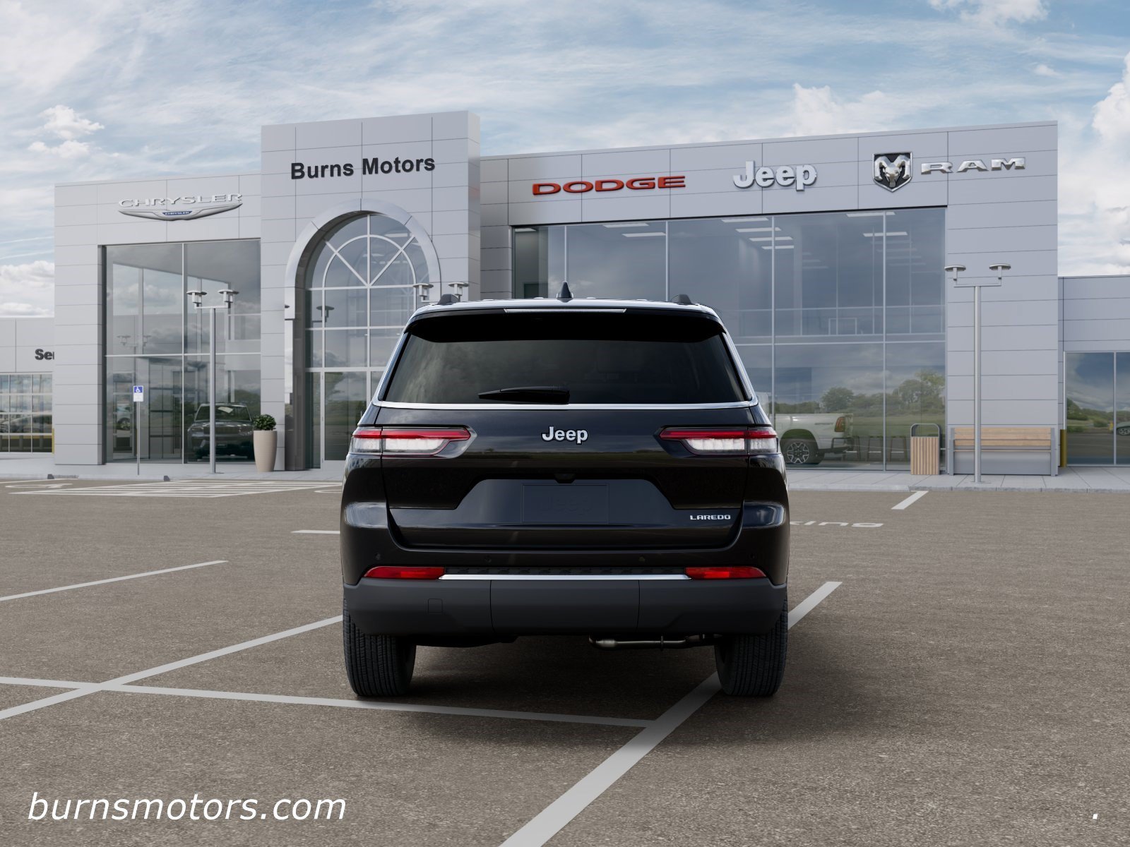 New 2026 Diamond Black Crystal Pearl-Coat Exterior Paint Jeep Laredo image 7