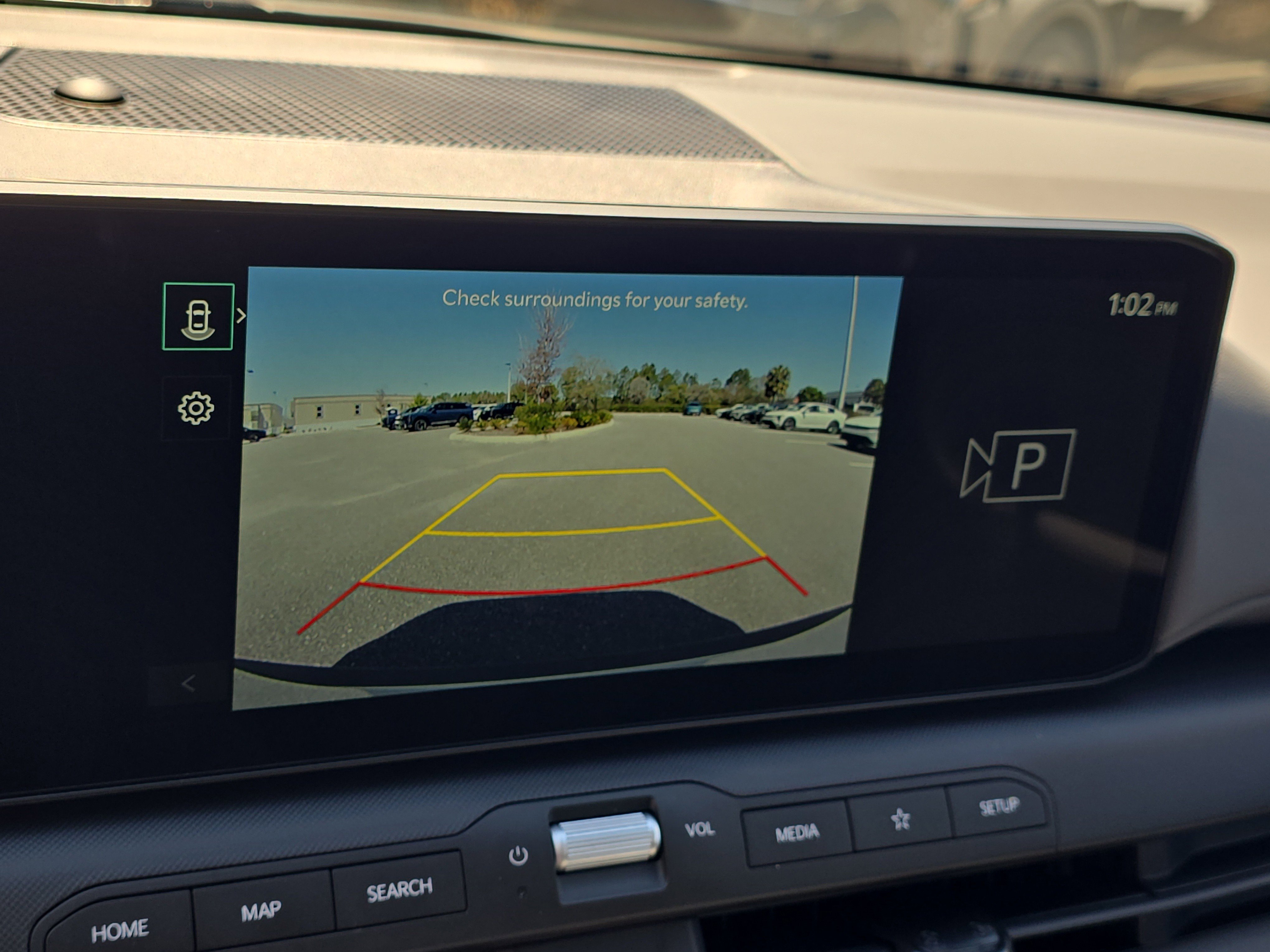 New 2026 Snow White Pearl Kia LXS image 23