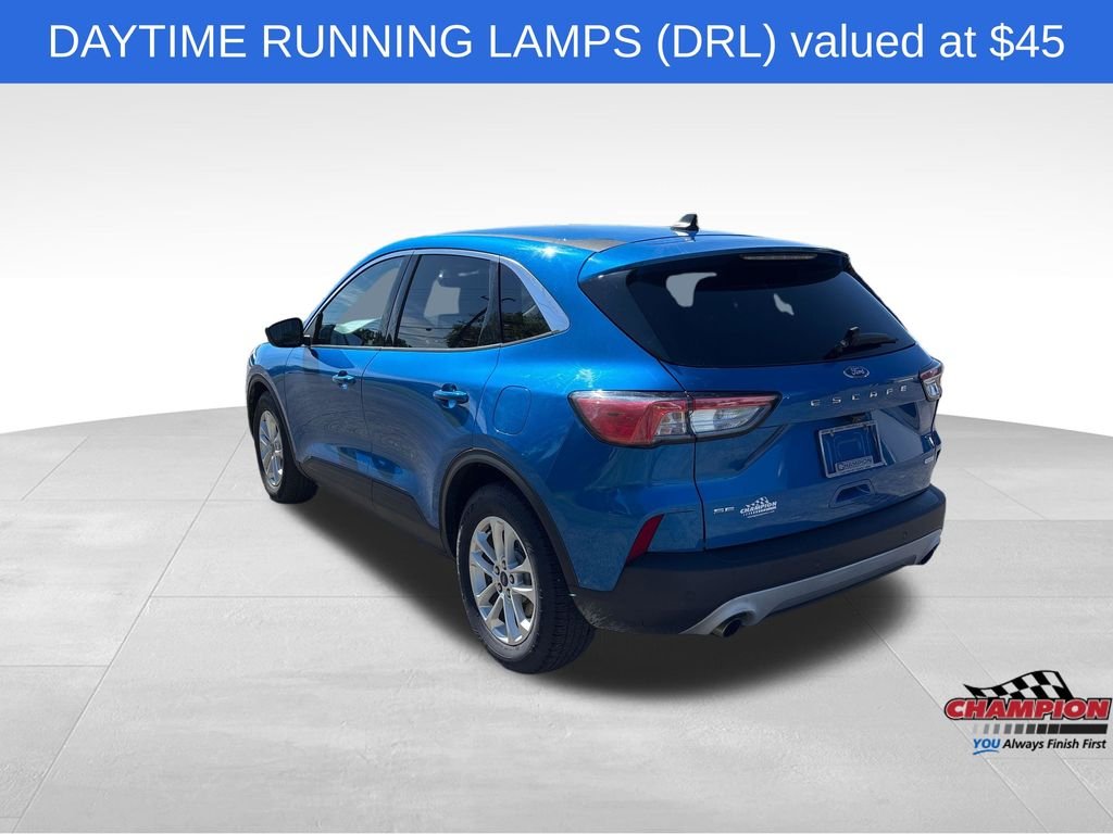 Used 2020 Blue Ford SE image 5