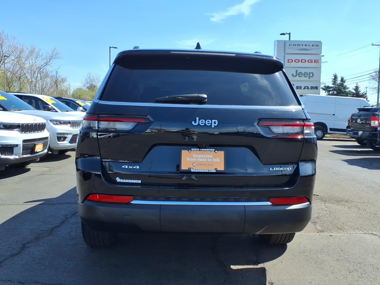 Used 2023 Black Jeep Laredo image 5