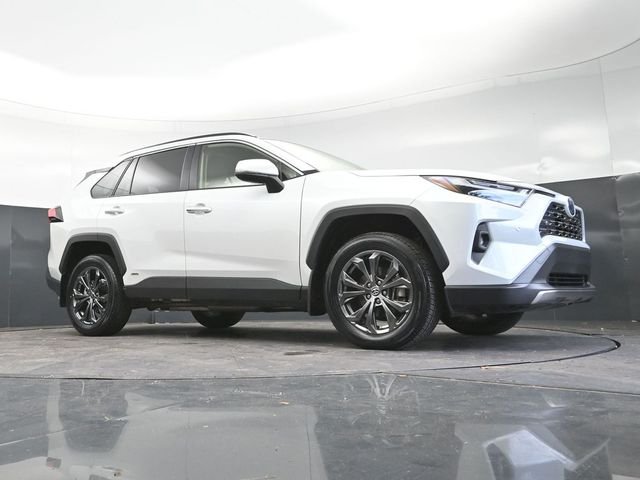 Used 2023 Ice Cap Toyota Limited image 25