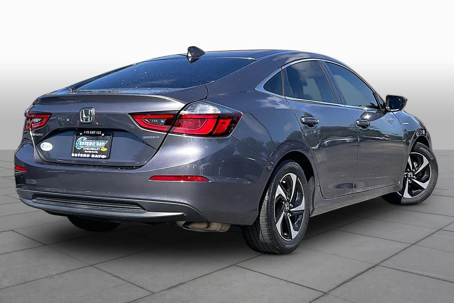Used 2022 Modern Steel Metallic Honda EX image 13