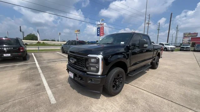 New 2026 Agate Black Metallic Ford XL image 6