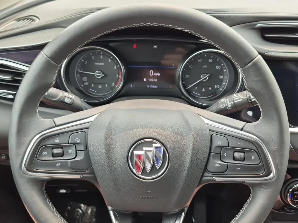 Used 2023 Moonstone Gray Metallic Buick Select image 18