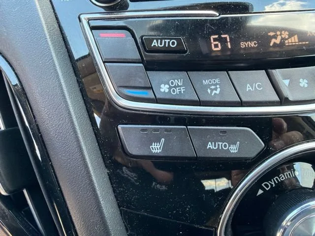Used 2019 Black Acura w/Technology Pkg image 8