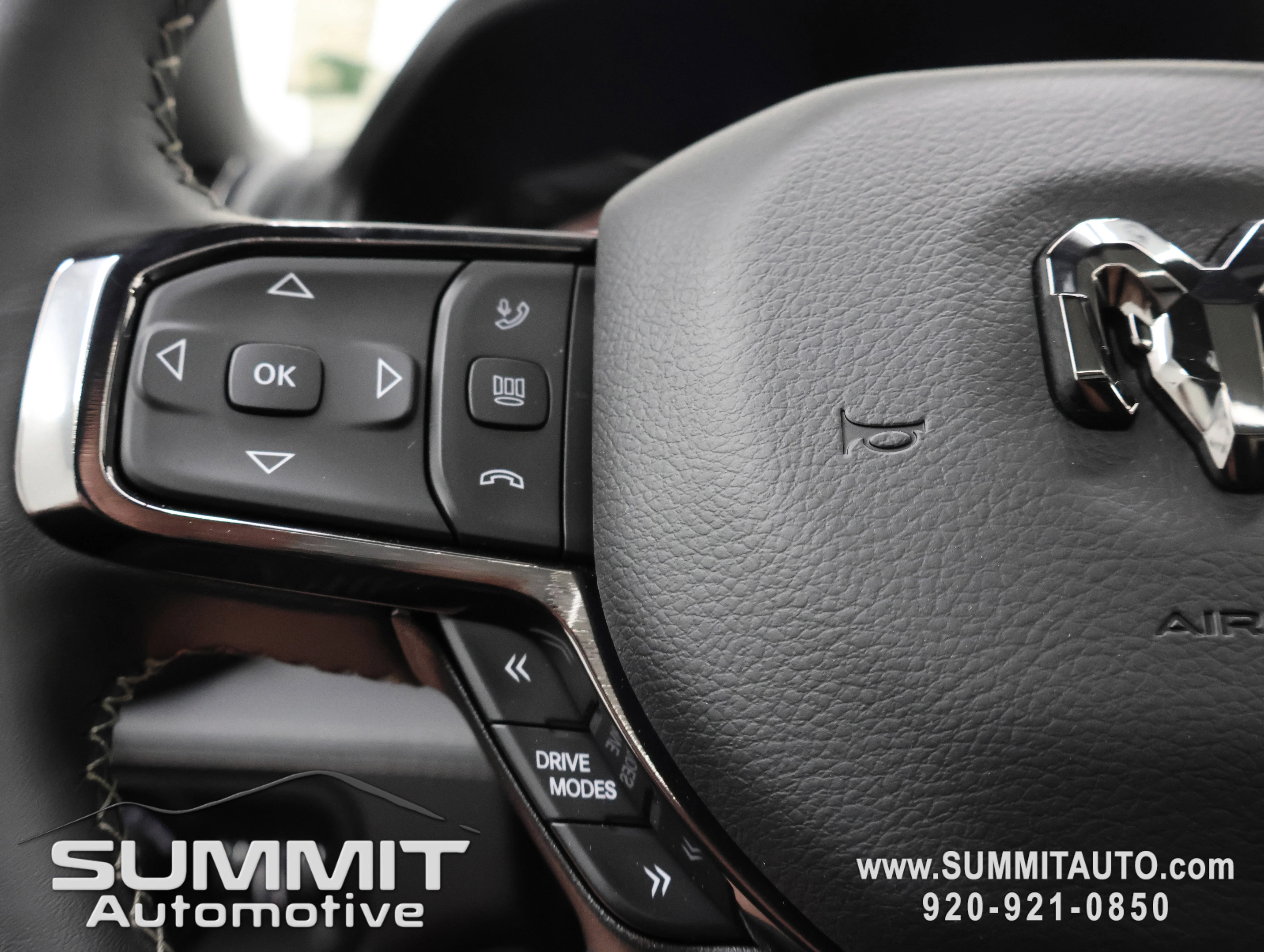 New 2026 Diamond Black Crystal Pearl-Coat Exterior Paint RAM Limited image 19