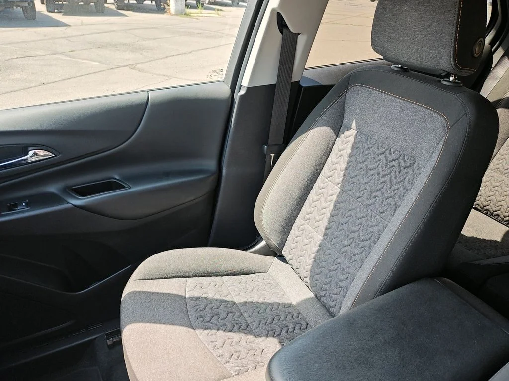 2024 Chevrolet Equinox LT - Photo 23