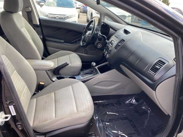 2015 Kia Forte EX - Photo 24