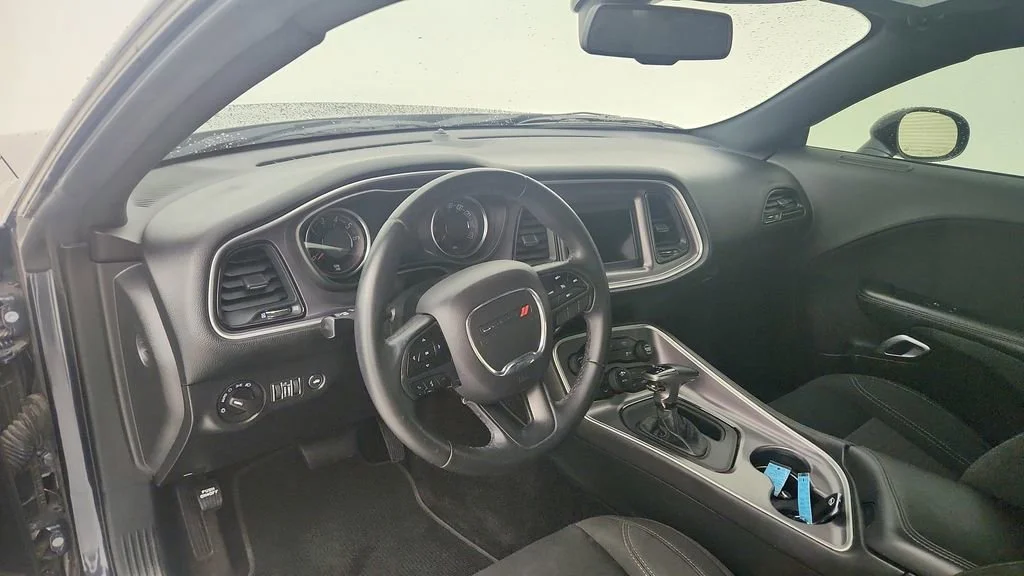 Used 2019 Gray Dodge SXT image 14