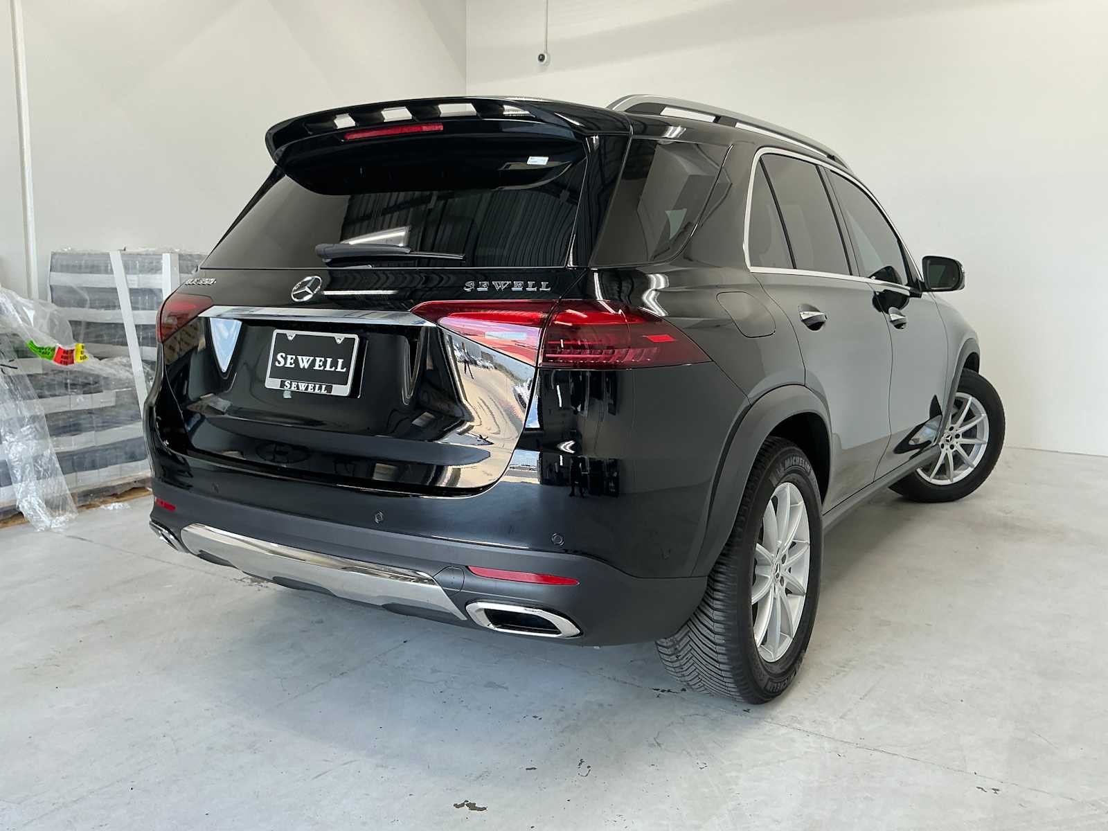 Certified Used 2026 Black Mercedes-Benz GLE 350 image 4