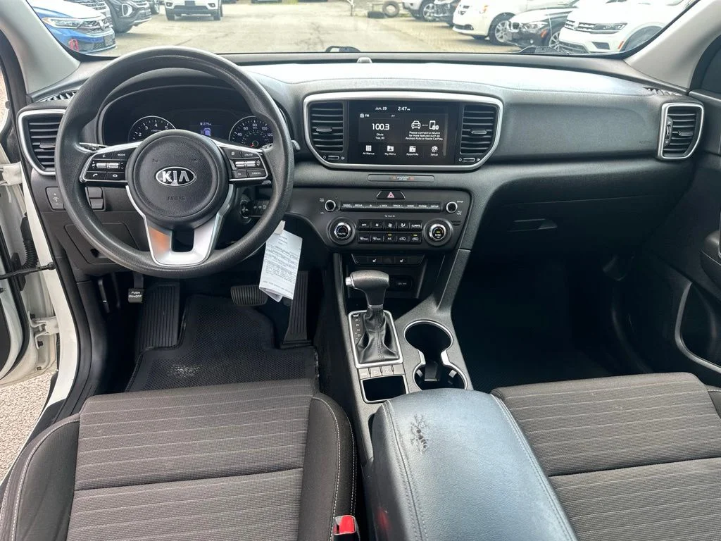 Used 2020 White Kia LX image 24