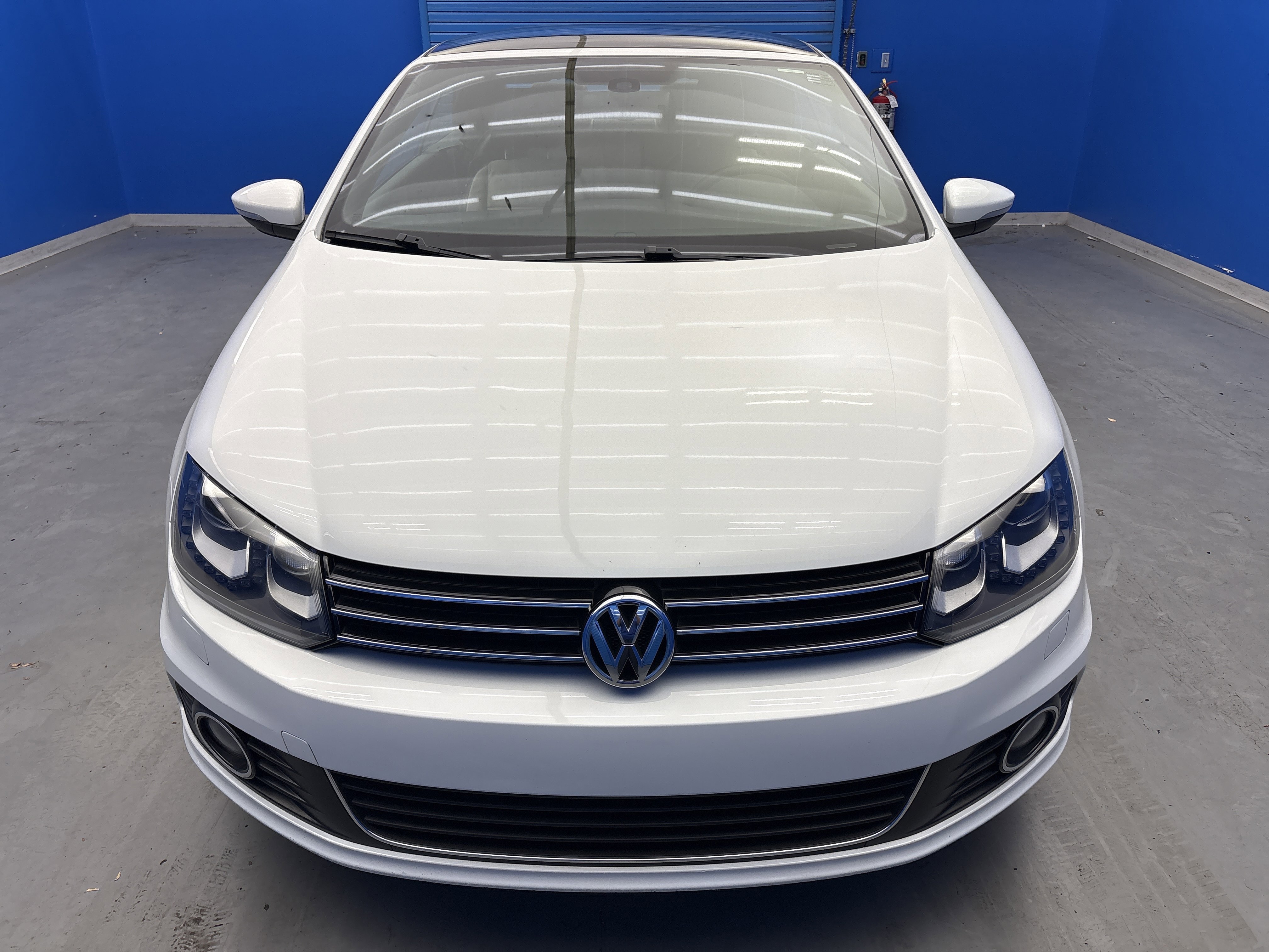 2015 Volkswagen Eos Final Edition Executive photo 3