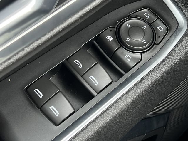 Used 2025 White Chevrolet LT image 20