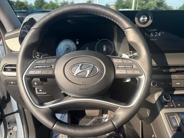Certified Used 2025 White Hyundai SEL Premium image 16